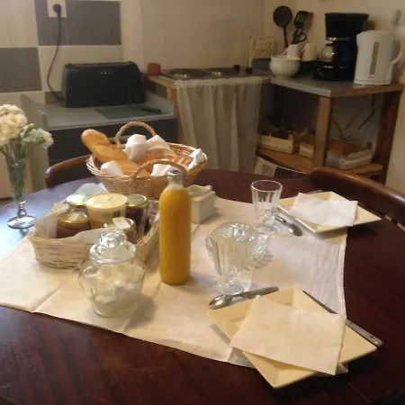 D'hotes Hola Bed & Breakfast 3*