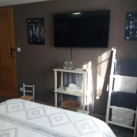 Bed & Breakfast D'hotes Hola 3*