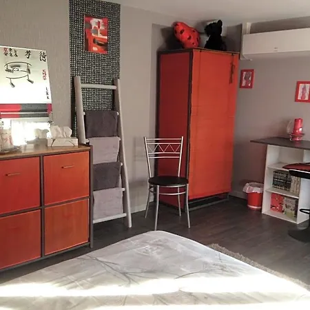 Couette-café D'hôtes Hola Laval (Mayenne)