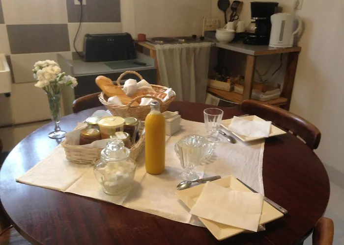 D'hotes Hola Bed & Breakfast 3*