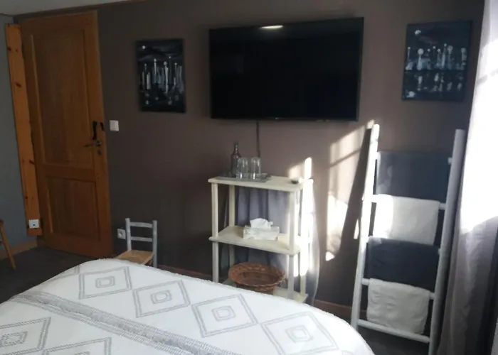 Bed & Breakfast D'hotes Hola 3*