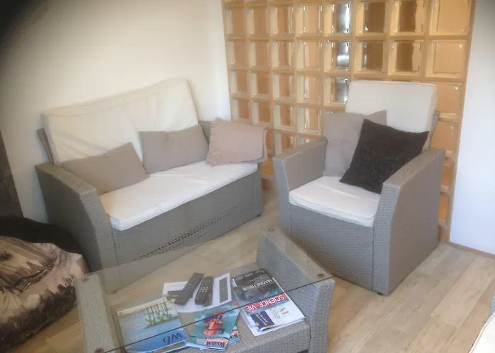 D'hotes Hola 3* Laval (Mayenne)