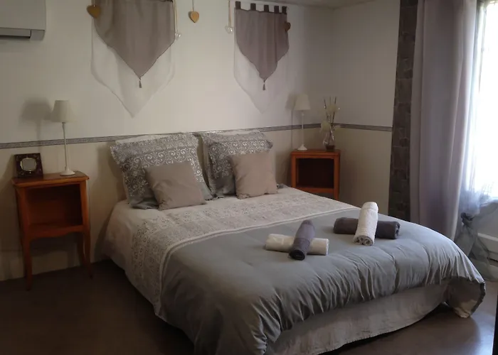 D'hotes Hola Bed & Breakfast