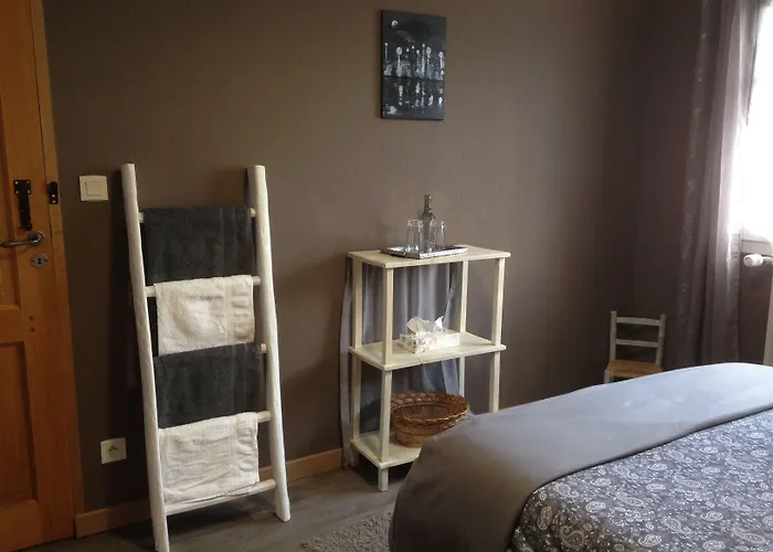 D'hotes Hola Bed & Breakfast Laval (Mayenne)