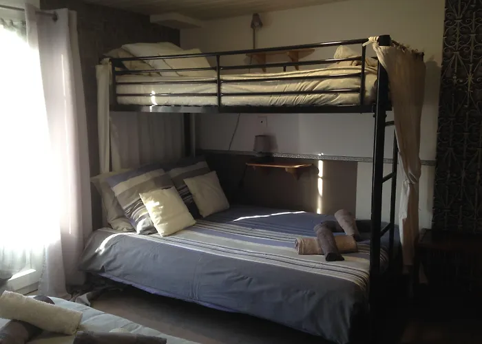 Bed & Breakfast D'hotes Hola 3*